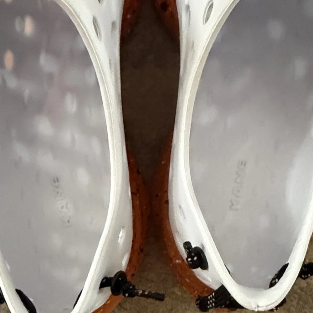 KANE FOOTWEAR - REVIVE recovery shoes - Picture 2 of 5